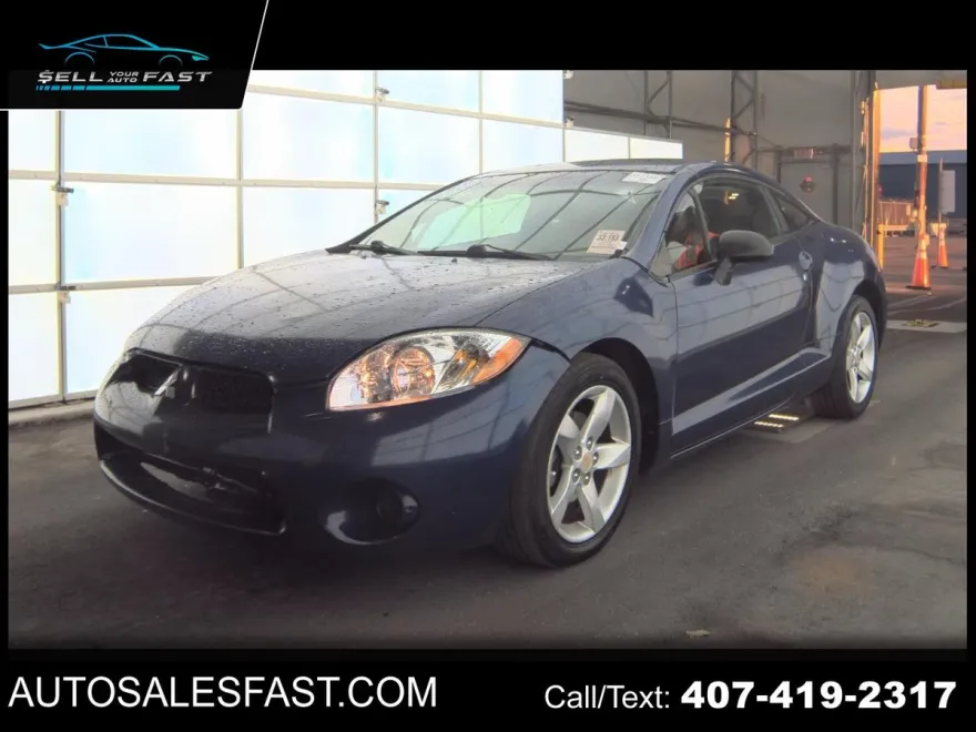 2009 Mitsubishi Eclipse GS photo 1