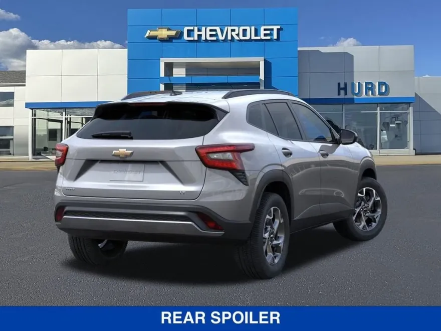 2025 Chevrolet Trax LT photo 1