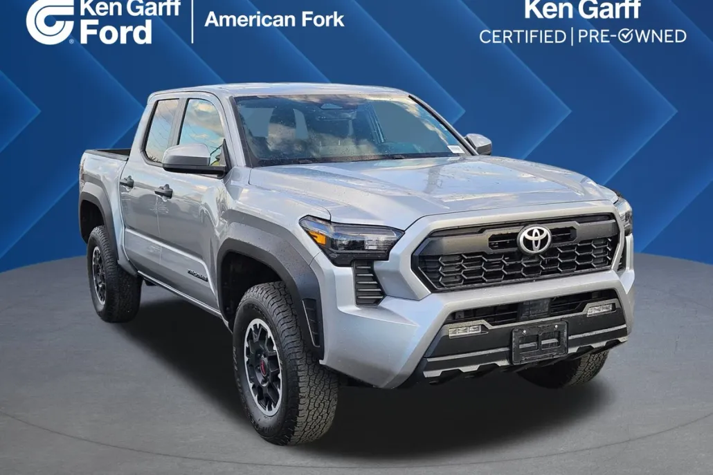 2024 Toyota Tacoma TRD Off-Road photo 1