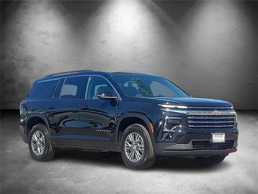 2026 Chevrolet Traverse photo 1