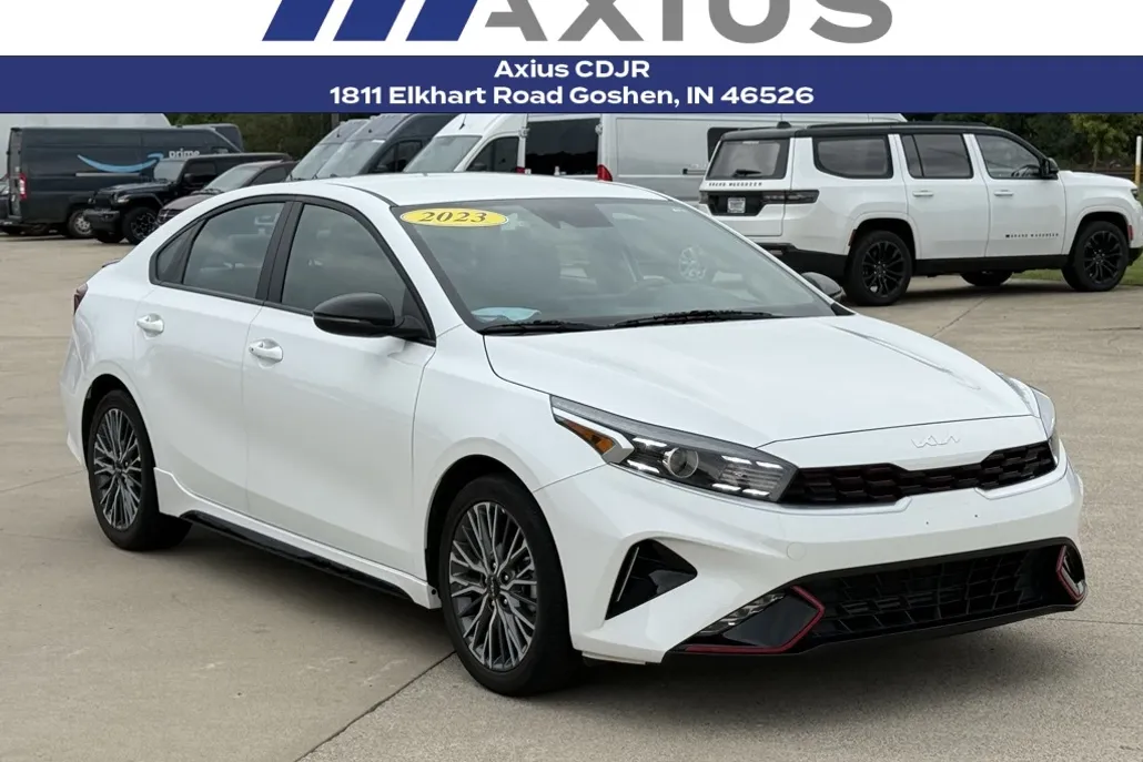 2023 Kia Forte GT-Line photo 1