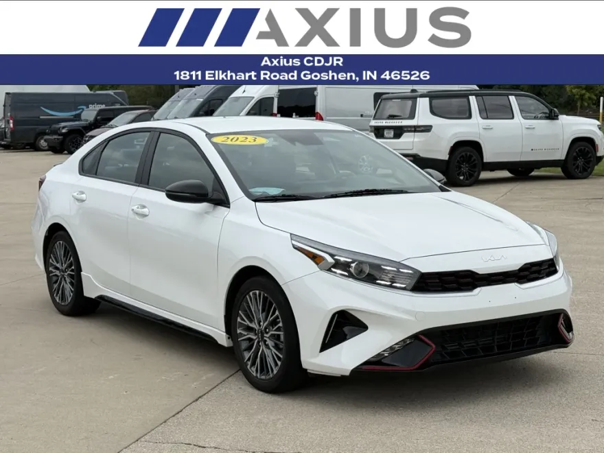 2023 Kia Forte GT-Line photo 1
