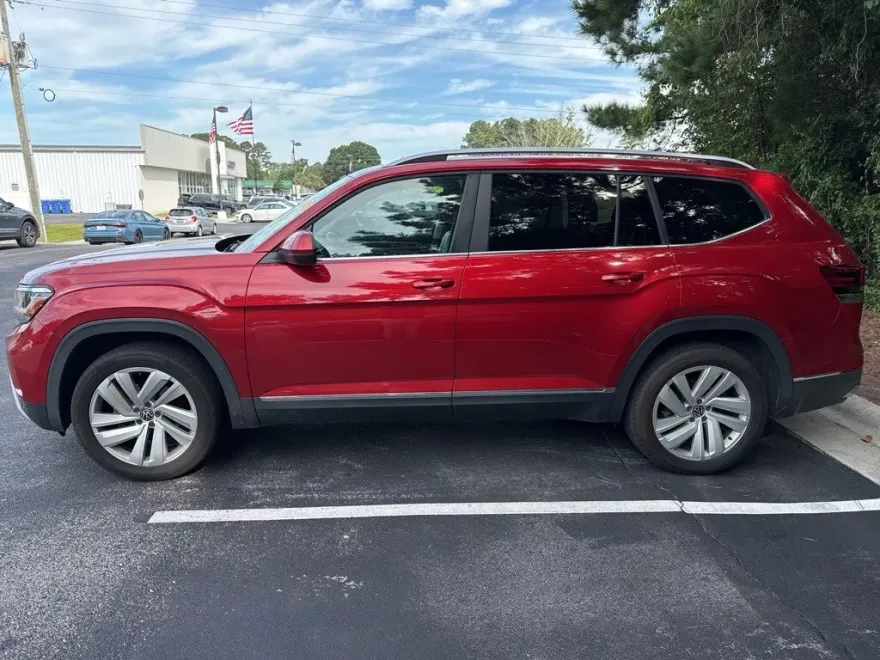 2021 Volkswagen Atlas SEL photo 1