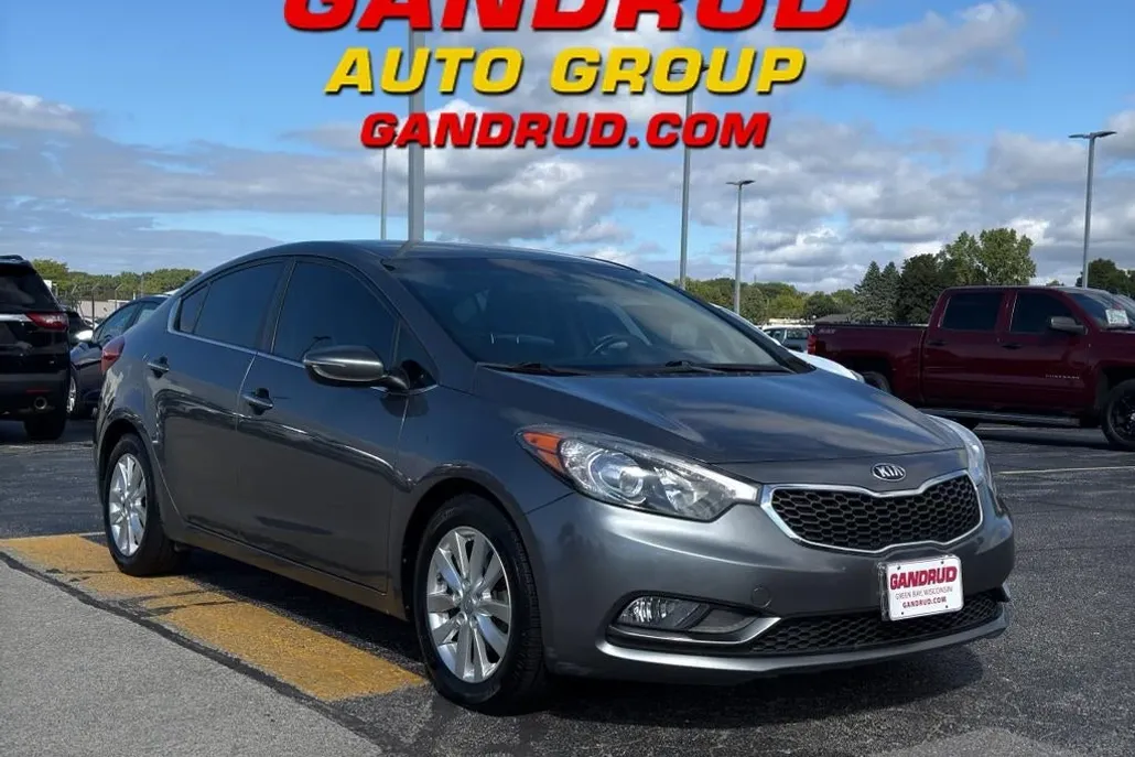 2015 Kia Forte EX photo 1