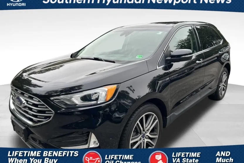 2019 Ford Edge Titanium photo 1