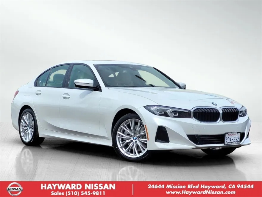 2023 Bmw 330i Sedan photo 1