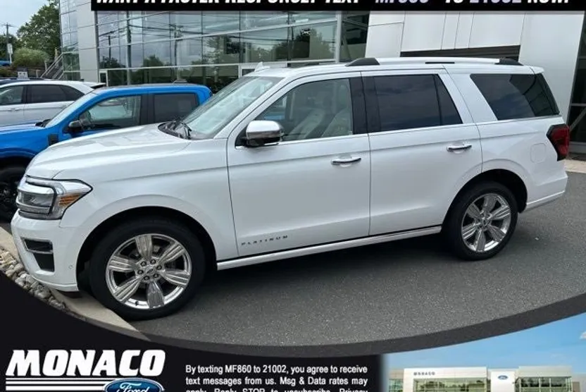 2024 Ford Expedition Platinum photo 1
