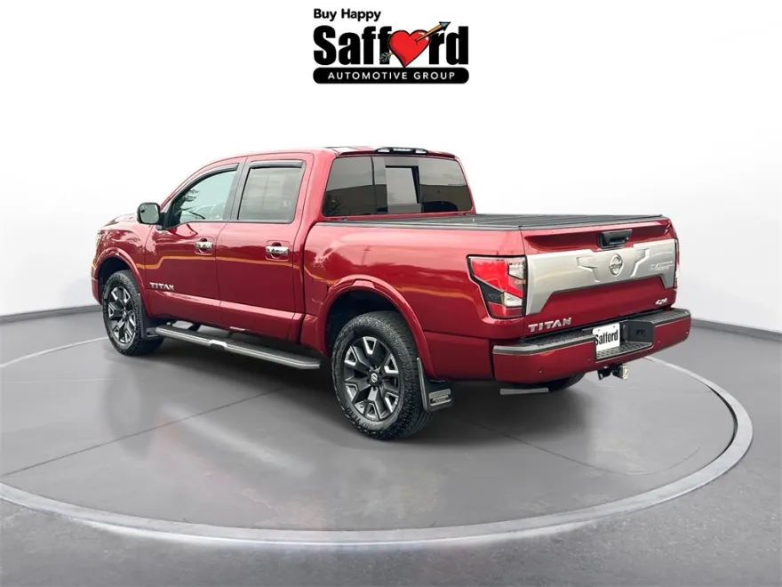 2021 Nissan Titan Platinum Reserve photo 1