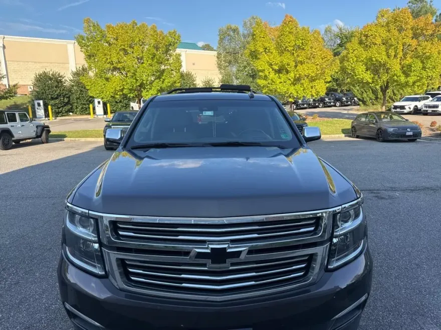 2017 Chevrolet Tahoe Premier photo 1