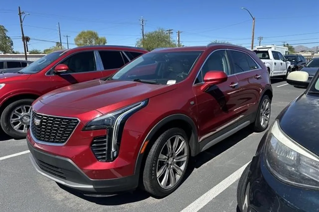2019 Cadillac XT4 Premium Luxury photo 1