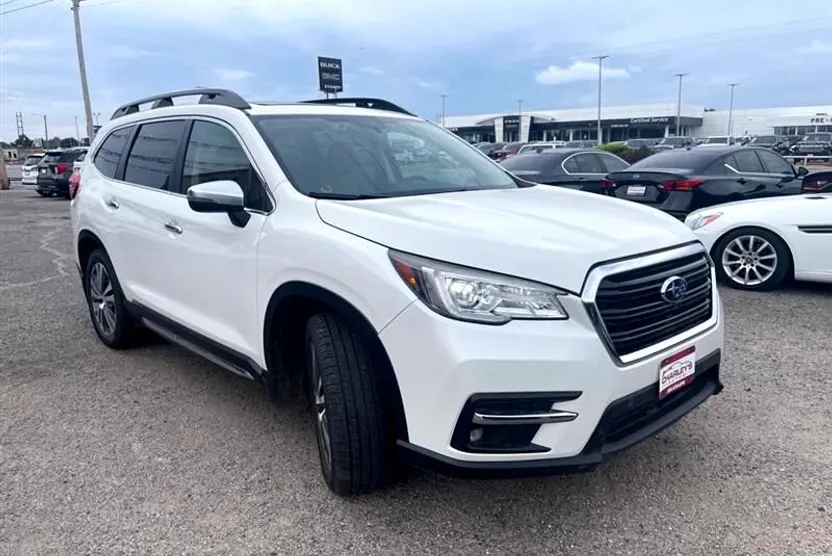 2020 Subaru Ascent Touring photo 1