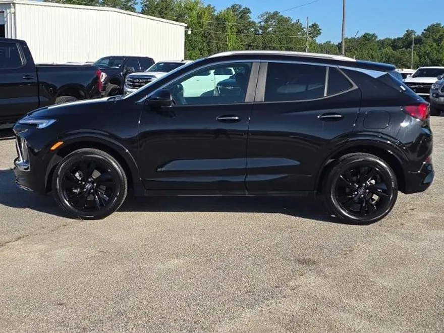 2025 Buick Encore GX Sport Touring photo 1