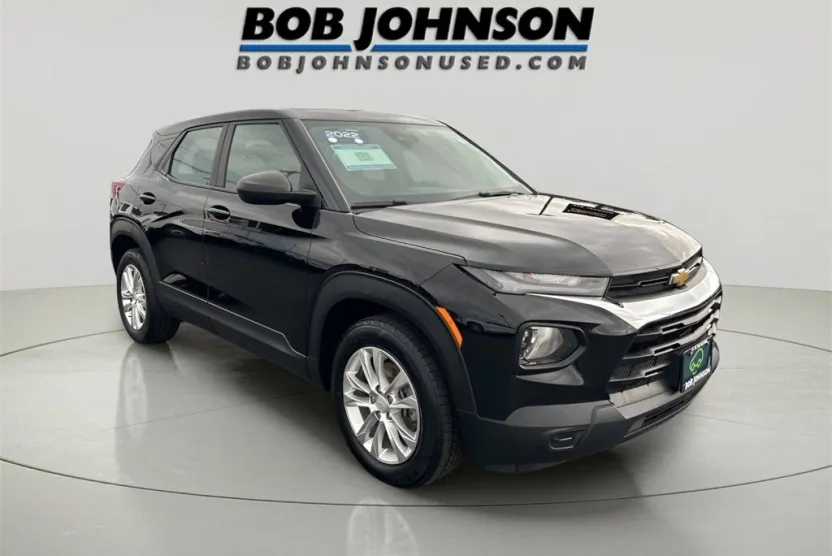 2022 Chevrolet Trailblazer LS photo 1