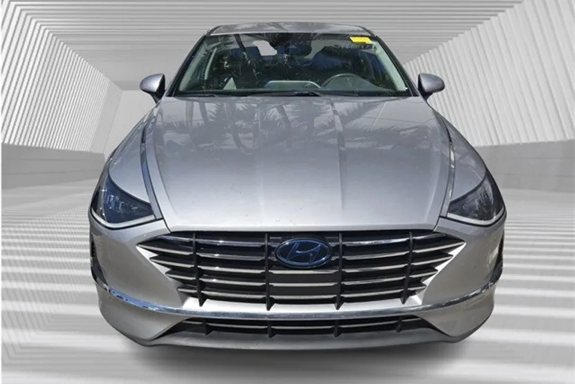 2020 Hyundai Sonata SE photo 1