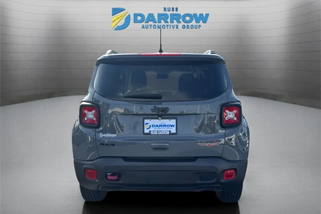 2023 Jeep Renegade Trailhawk photo 1