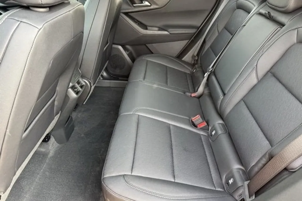 2026 Chevrolet Equinox LT photo 1