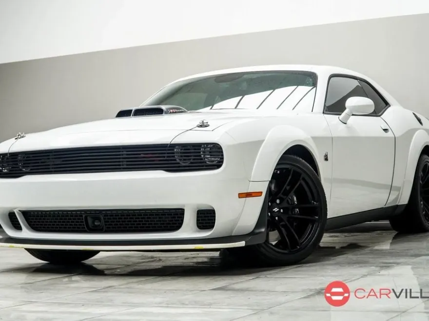 2023 Dodge Challenger R/T Scat Pack Widebody photo 1
