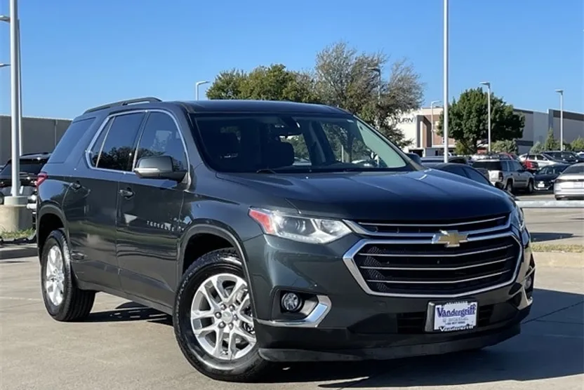 2021 Chevrolet Traverse photo 1