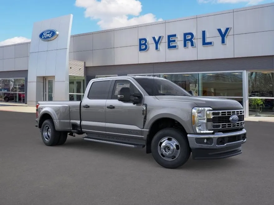 2026 Ford F-350 photo 1