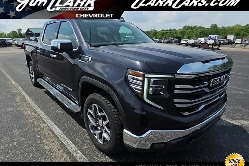 2024 Gmc Sierra SLT photo 1