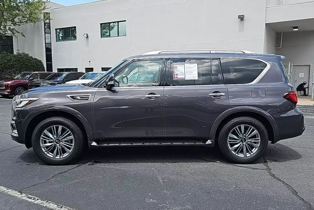 2024 Infiniti QX80 Luxe photo 1