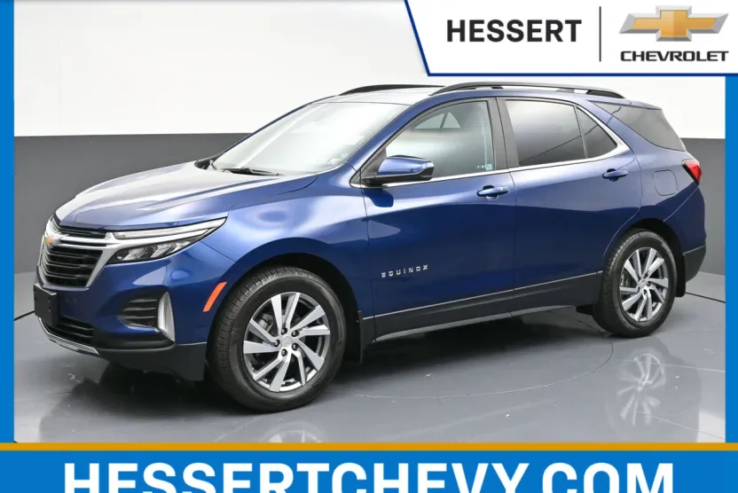 2022 Chevrolet Equinox LT photo 1