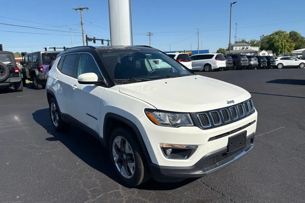 2018 Jeep Compass Limited photo 1