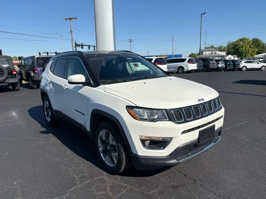 2018 Jeep Compass Limited photo 1
