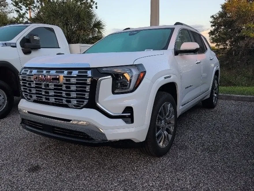 2026 Gmc Terrain Denali photo 1