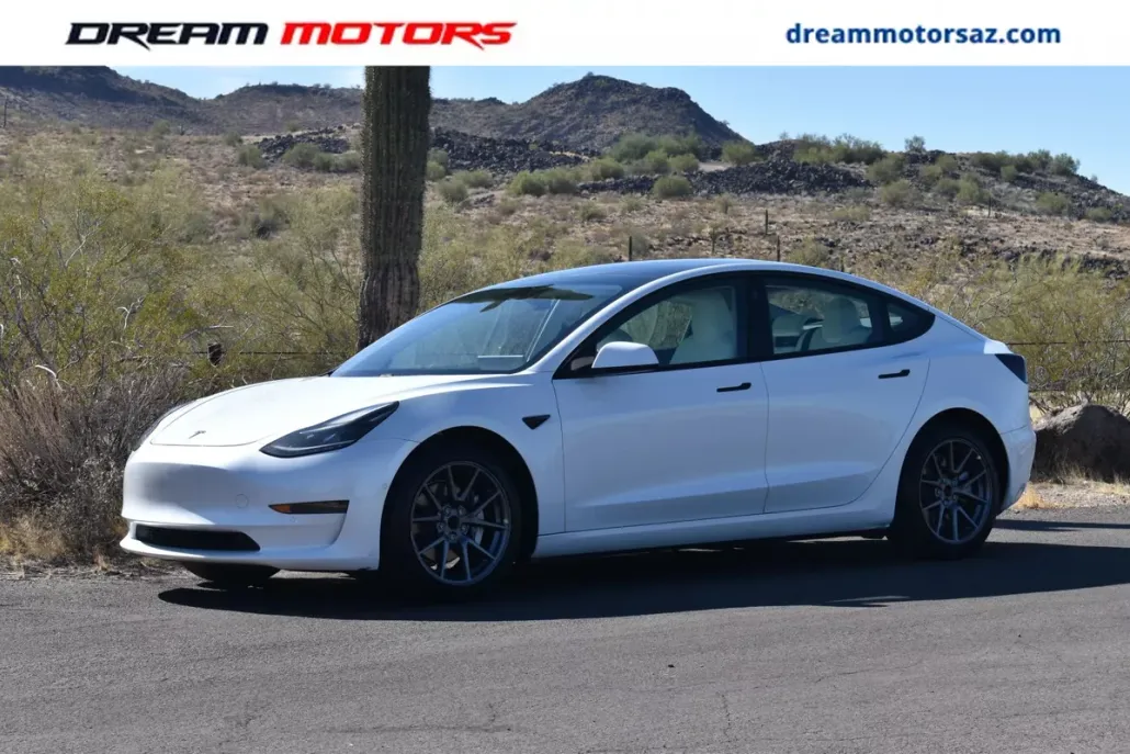 2022 Tesla Model 3 Long Range photo 1