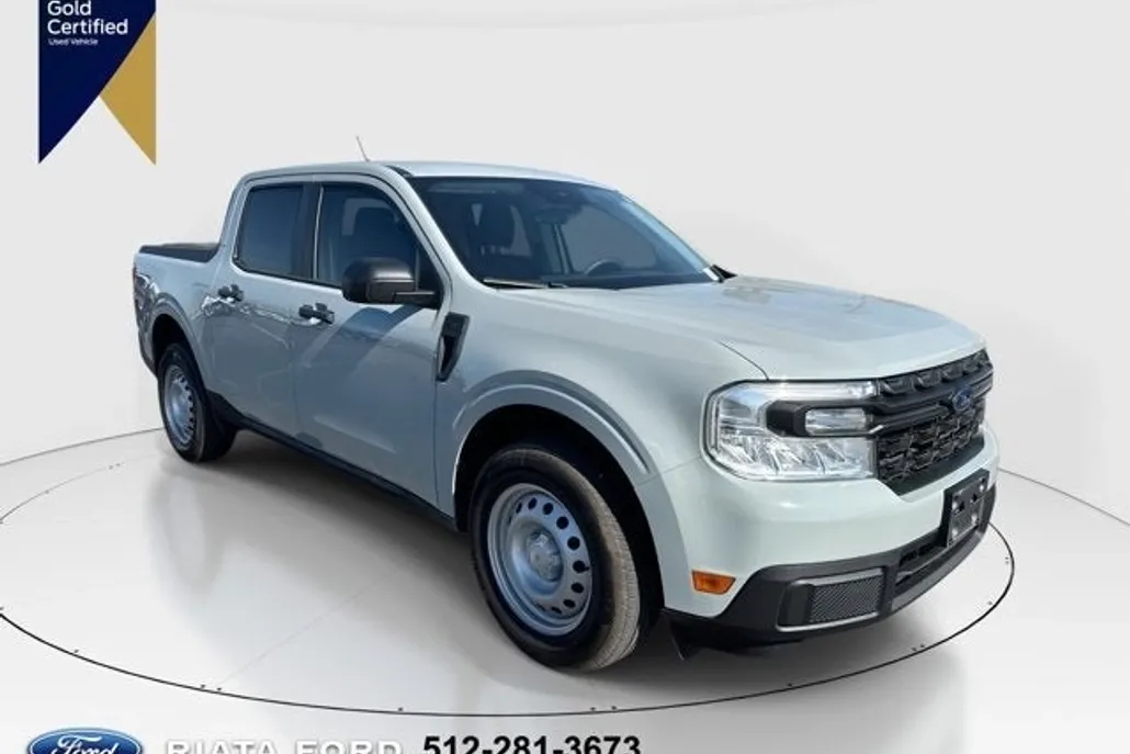2024 Ford Maverick XL photo 1