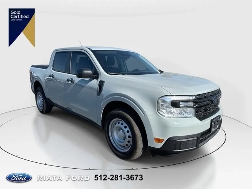 2024 Ford Maverick XL photo 1