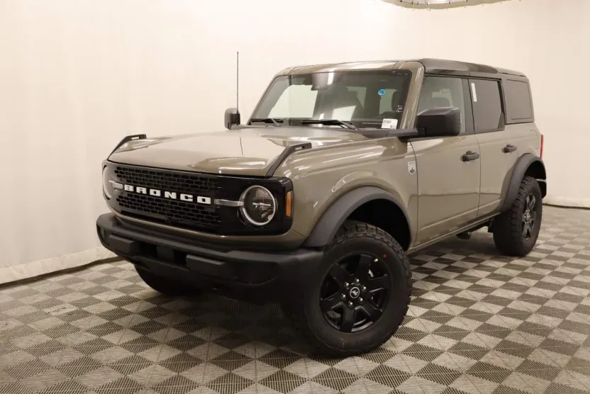 2025 Ford Bronco Big Bend photo 1