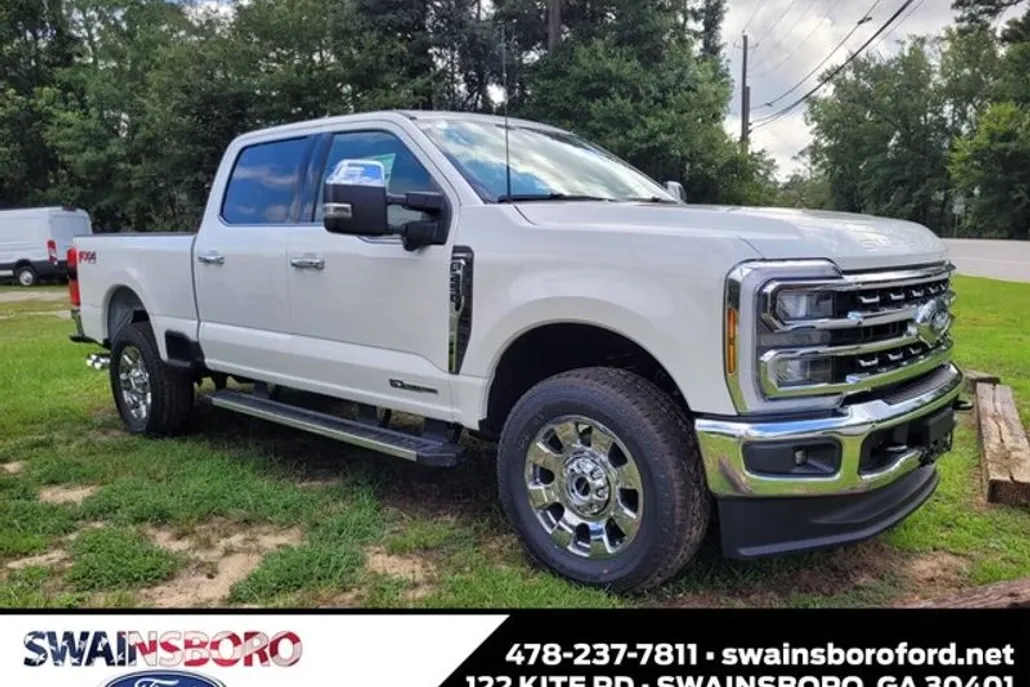2025 Ford F-250 Lariat photo 1