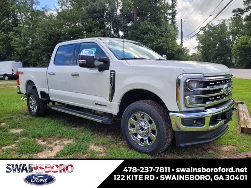 2025 Ford F-250 Lariat photo 1