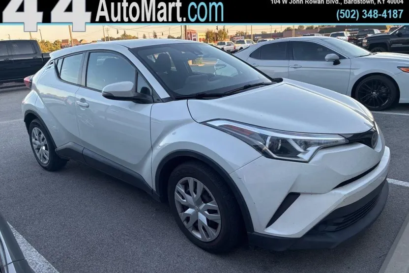 2019 Toyota C-HR XLE Limited photo 1