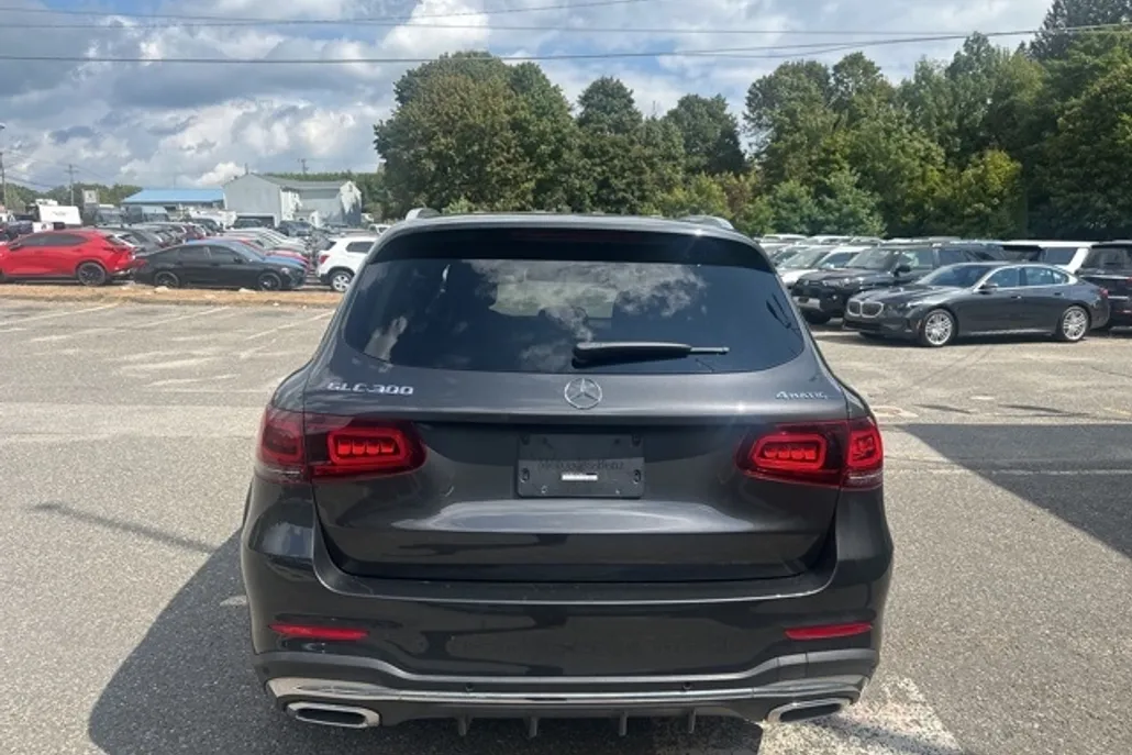 2022 Mercedes Benz GLC 300 4MATIC photo 1