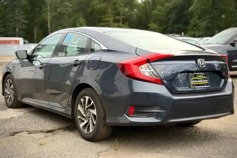 2016 Honda Civic EX photo 1