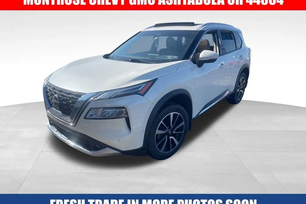 2022 Nissan Rogue Platinum photo 1