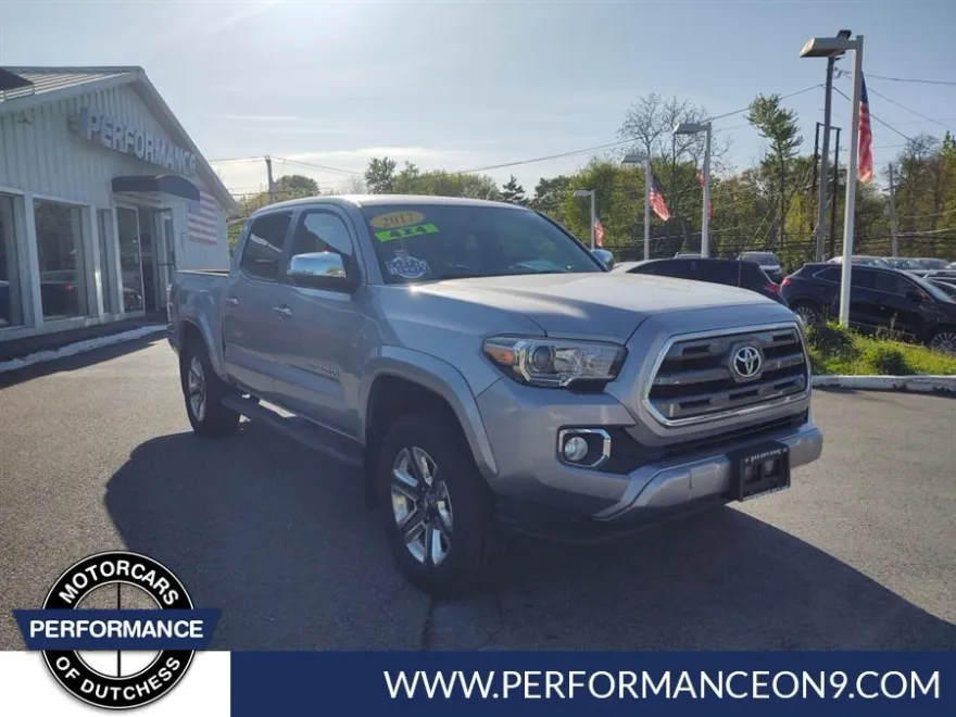 2017 Toyota Tacoma Limited Double Cab V6 4x4 photo 1