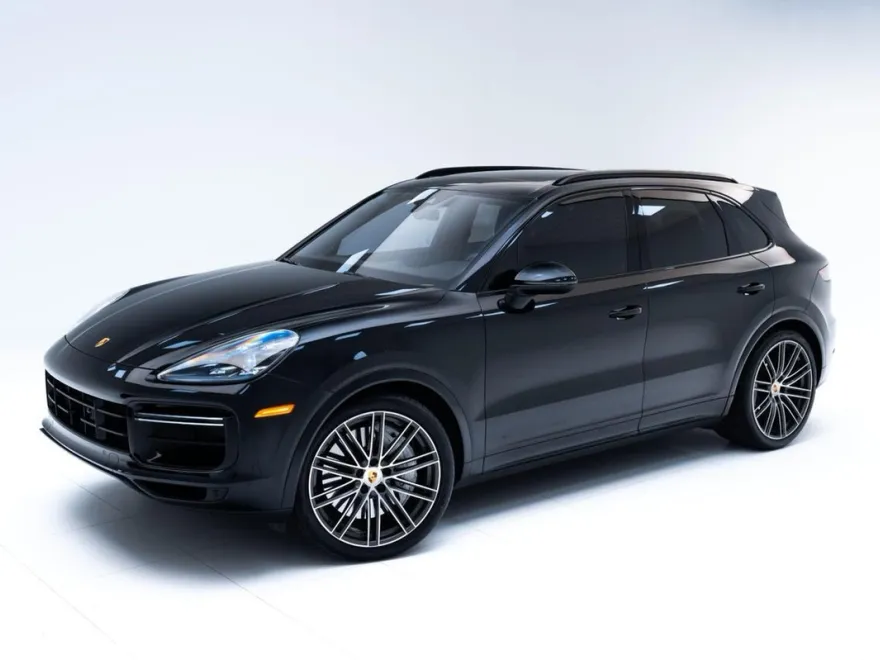 2022 Porsche Cayenne GTS photo 33