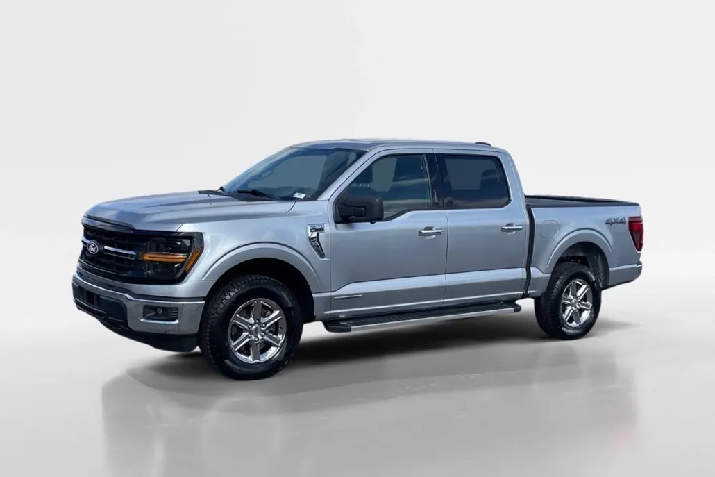 2024 Ford F-150 XLT photo 1