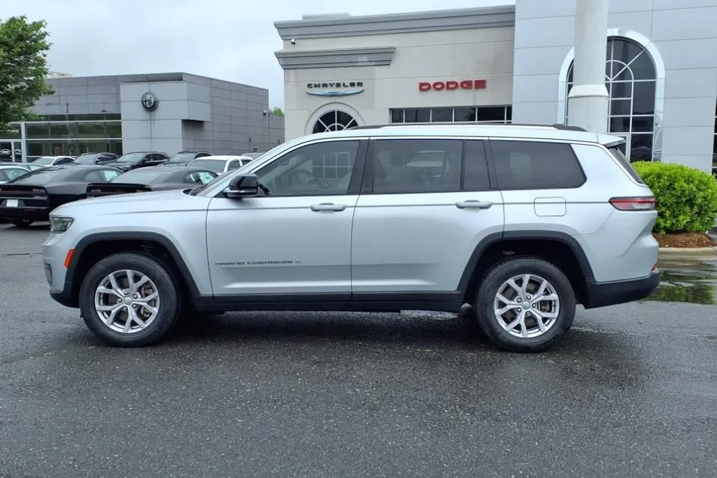 2021 Jeep Grand Cherokee Limited photo 1