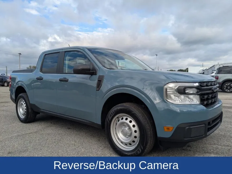 2022 Ford Maverick XL photo 1