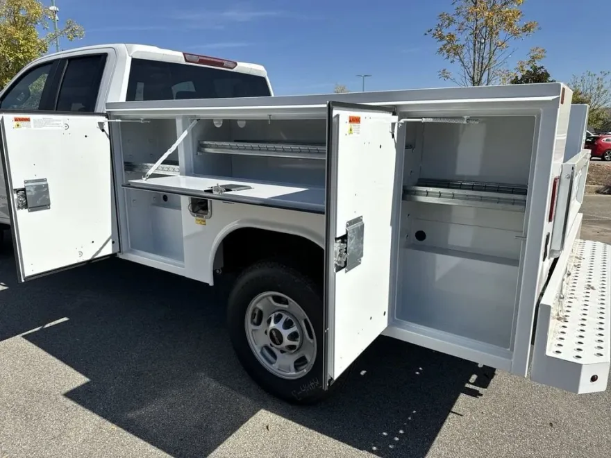 2024 Gmc Sierra 2500 HD Pro photo 1