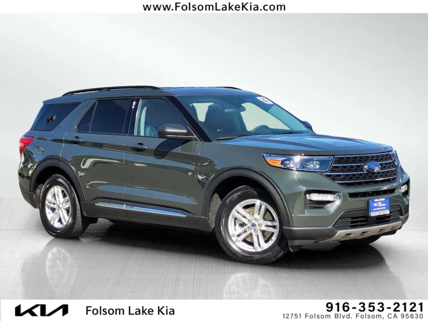 2022 Ford Explorer XLT photo 1