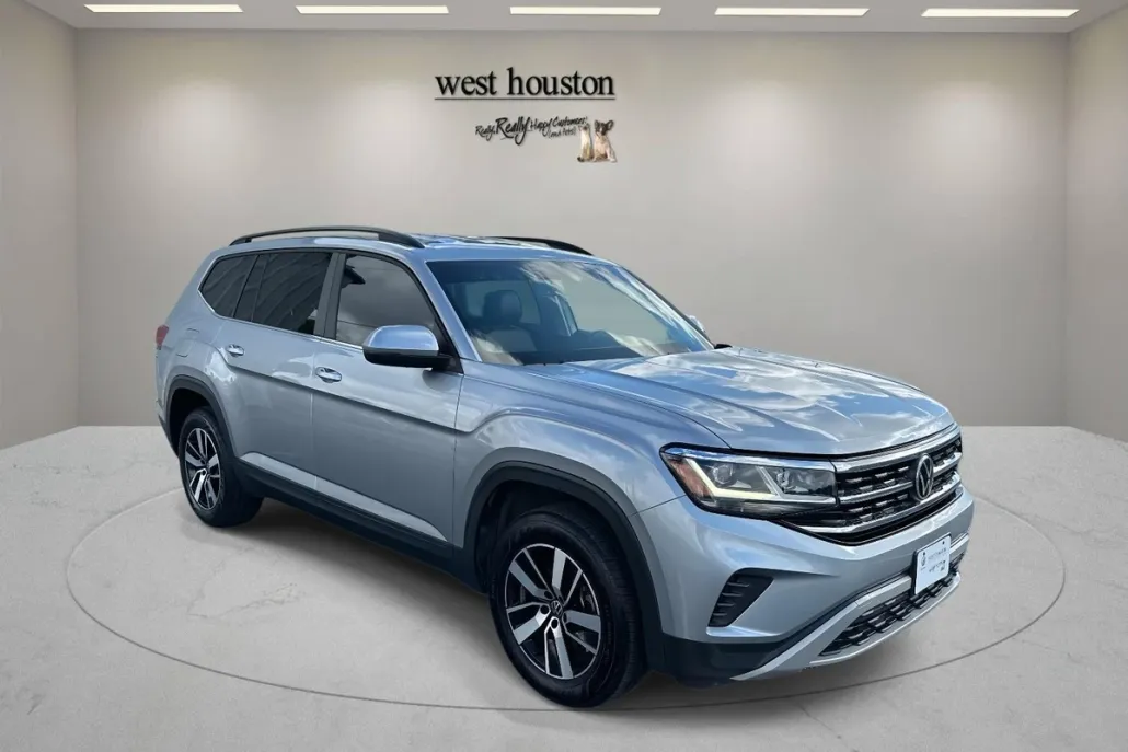 2022 Volkswagen Atlas SE photo 1