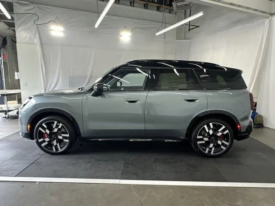 2025 Mini Countryman John Cooper Works ALL4 Iconic photo 1