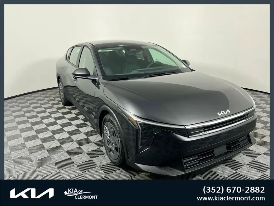 2025 Kia K4 LX photo 1