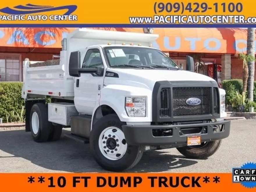 2022 Ford F-650 photo 1